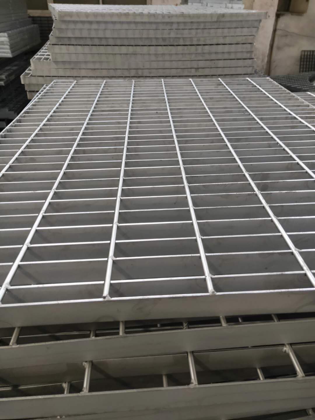 304不銹鋼鋼格板